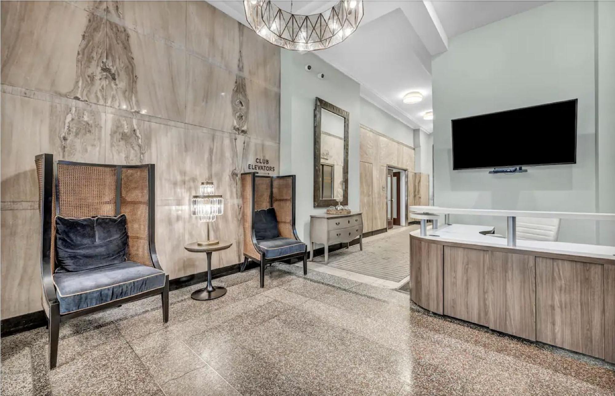 Heart Of Dt With Free Pool & Steam Gym Luxe 812 Appartamento *